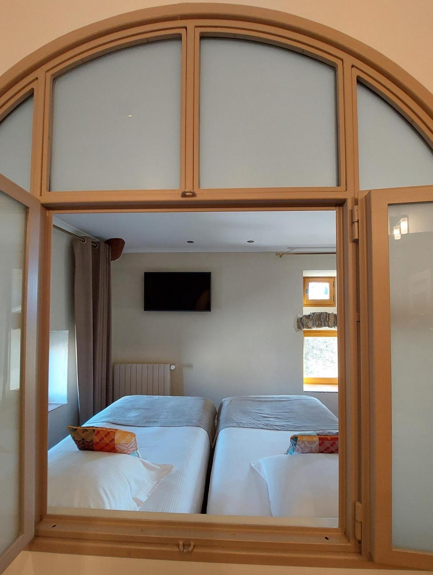 Logis Auberge Les Murets Hotel Restaurant Spa Chandolas Eksteriør bilde